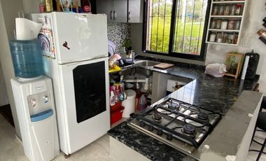 EN VENTA CASA DE DOS PLANTAS