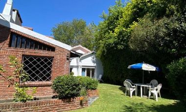 Chalet de estilo ingles. Zona Guemes residencial.
