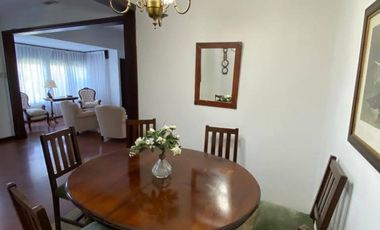 Chalet de estilo ingles. Zona Guemes residencial.
