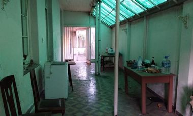 OPORTUNIDAD- BAJAMOS EL PRECIO. CASA A RECICLAR IDEAL PARA DESARROLLO INMOBILIARIO