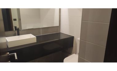 ARRIENDO AMPLIO STUDIO SEMI AMOBLADO  $310.000,  EXCELENTE DISTRIBUCION.  CON UNA AMPLIA TERRAZA (METRO IRARRAZABAL) SIN AVAL