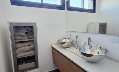 Venta departamento 4 ambientes con cochera en Bernal