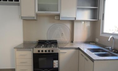 Departamento de Tres Ambientes 100m  con Cochera y Patio en Venta - Villa Urquiza