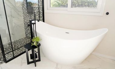 Casa en venta en Barrio Los Pinares, Exaltación De La Cruz - 6 Ambientes