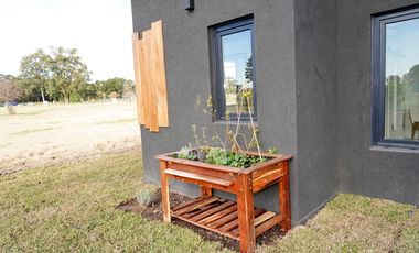 Casa en venta en Barrio Los Pinares, Exaltación De La Cruz - 6 Ambientes