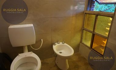 Casa amplia en alquiler apta comercio