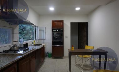 Casa amplia en alquiler apta comercio