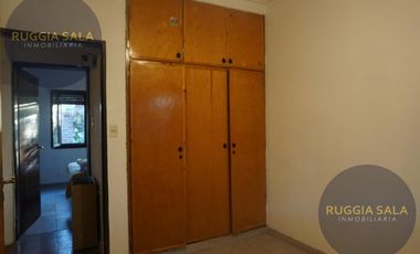 Casa amplia en alquiler apta comercio