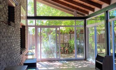 Casa amplia en alquiler apta comercio