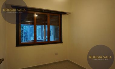 Casa amplia en alquiler apta comercio