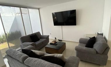 ZONA SUR CASA EN RENTA RESIDENCIAL