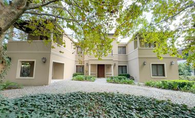 Venta - Casa en Centauros - Pilar
