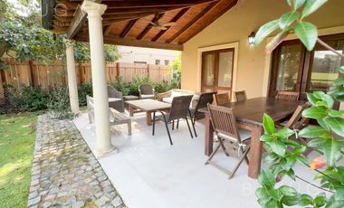Venta - Casa en Centauros - Pilar
