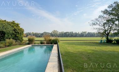 Venta - Casa en Centauros - Pilar
