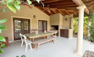 Venta - Casa en Centauros - Pilar
