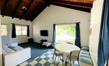 Casa en alquiler anual. 4 dorm. 4 baños. Pileta. Barrio Cerrado.