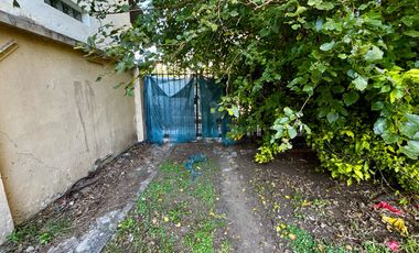 CASA EN VENTA DE 285MTS2 DE TERRENO SOBRE CALLE LORIA, PALOMAR