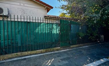 CASA EN VENTA DE 285MTS2 DE TERRENO SOBRE CALLE LORIA, PALOMAR