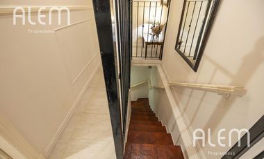 Casa de 3 dormitorios en venta en centro de  Lomas