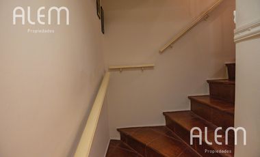 Casa de 3 dormitorios en venta en centro de  Lomas
