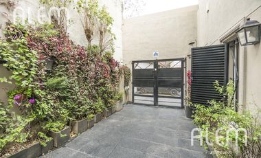 Casa de 3 dormitorios en venta en centro de  Lomas
