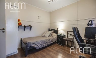 Casa de 3 dormitorios en venta en centro de  Lomas