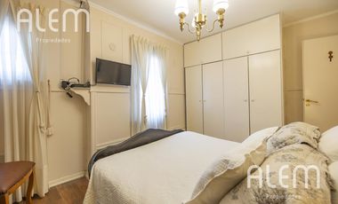 Casa de 3 dormitorios en venta en centro de  Lomas