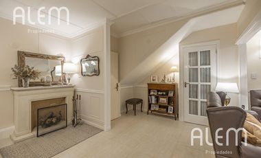 Casa de 3 dormitorios en venta en centro de  Lomas