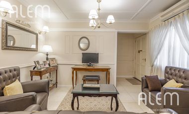 Casa de 3 dormitorios en venta en centro de  Lomas