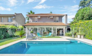 Impecable casa en venta en LA CANDELA