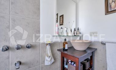 Impecable casa en venta en LA CANDELA