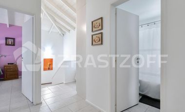 Impecable casa en venta en LA CANDELA