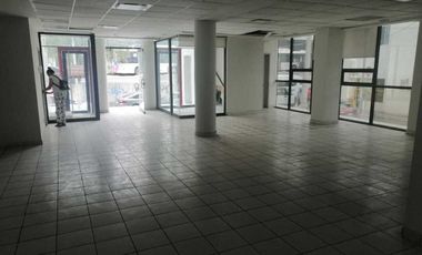 RENTO CENTRICO LOCAL COMERCIAL JUNTO AL AUDITORIO JOSEFA ORTIZ DE DOMINGUEZ