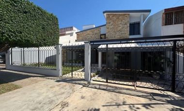 Casa en Venta con Paneles en  Gónzalo Guerrero, Mérida, Yucatán