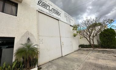 BODEGA CON OFICINAS EN VENTA EN CHUBURNA DE HIDALGO