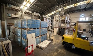 BODEGA CON OFICINAS EN VENTA EN CHUBURNA DE HIDALGO