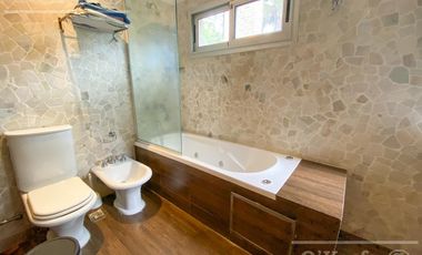 Casa en alquiler en El Carmencito, Hudson. -no apto alquiler temporal-