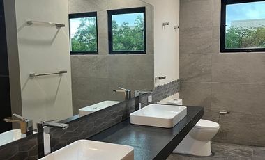 Casa en venta en Privada en  ZONA COUNTRY CLUB en Mérida Yucatán.