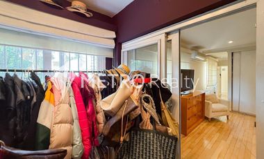 Casa en Venta 8 ambientes, San Isidro Con Pileta