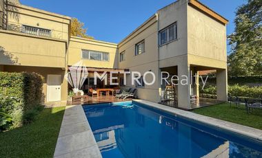 Casa en Venta 8 ambientes, San Isidro Con Pileta