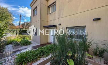 Casa en Venta 8 ambientes, San Isidro Con Pileta