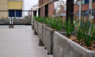 Moderno y luminoso estudio. Jacuzzi, quincho y asador en la terraza!!