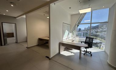 RENTA DE OFICINA EN VALLE ORIENTE SAN PEDRO GARZA GARCÍA