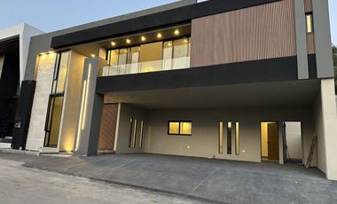 CASA EN VENTA EN CARRETERA NACIONAL BOSQUES DE LAS MISIONES SANTIAGO