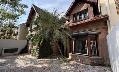Casa en  Alquiler