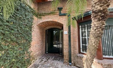 Casa en  Alquiler