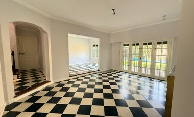 Casa en  Alquiler