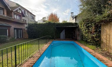 Casa en  Alquiler