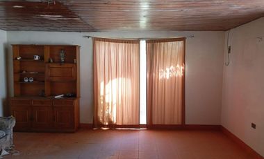 CASA EN VENTA, LO PRADO, TERRENO DE 295 MTS2, $ 140 MILLONES