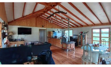 PARCELA EN VENTA, CON CASONA Y RESTAURANTE, SAN RAFAEL, REGIÓN DE MAULE